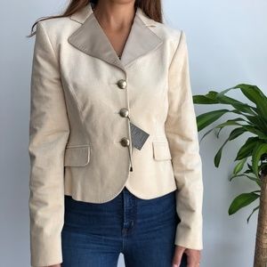 NWT D&G corduroy cream 3 button crop blazer jacket